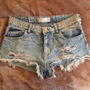 High wasted shorts